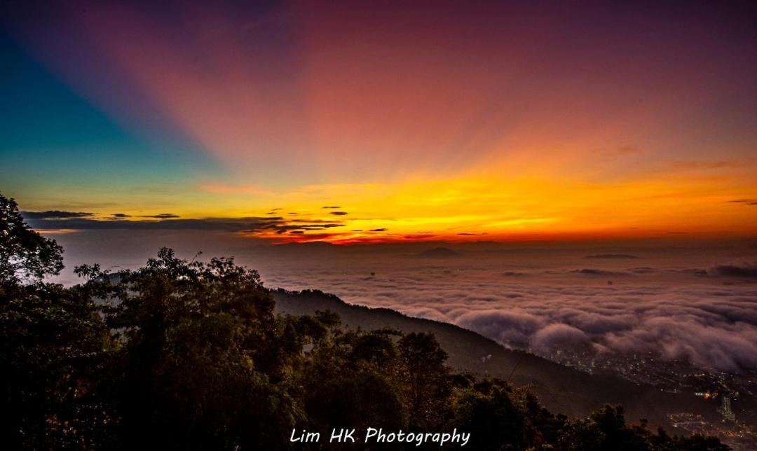 Отель Hickory Penang Hill Ayer Itam Экстерьер фото